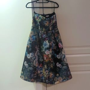 Calvin Klein floral strapless dress. ❤️